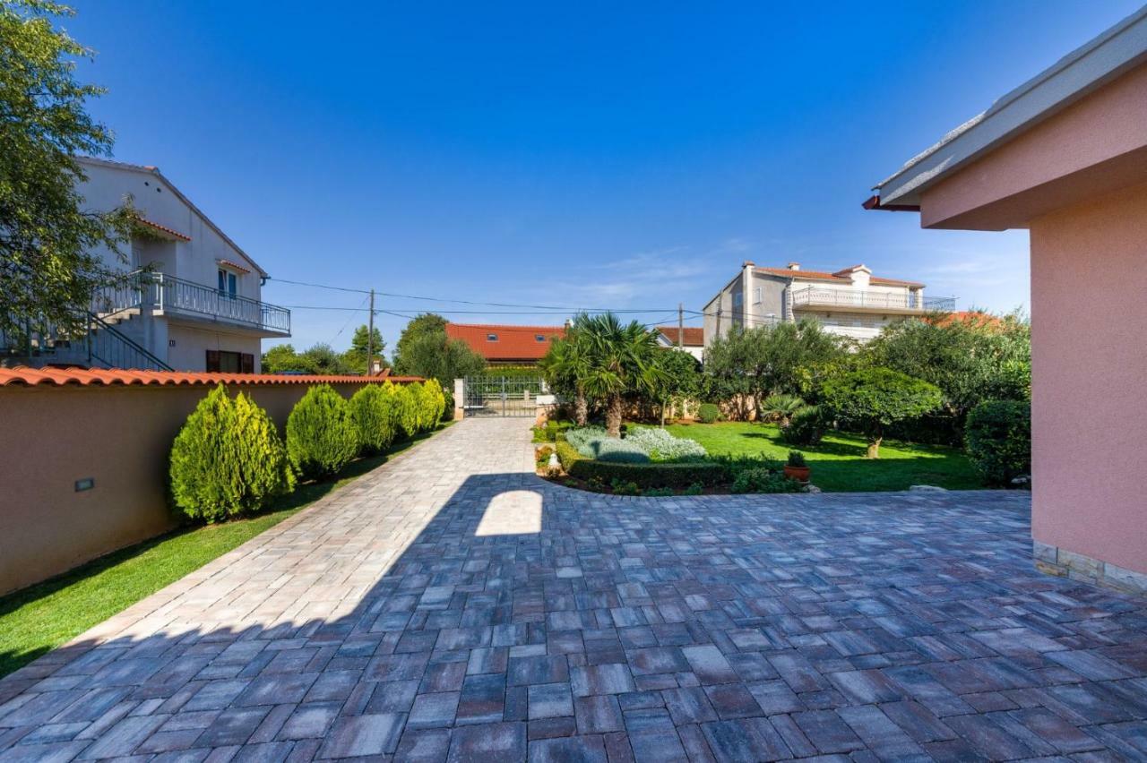 וודיצה Navis Luxury Villa מראה חיצוני תמונה