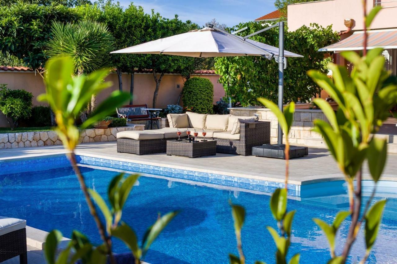 וודיצה Navis Luxury Villa מראה חיצוני תמונה