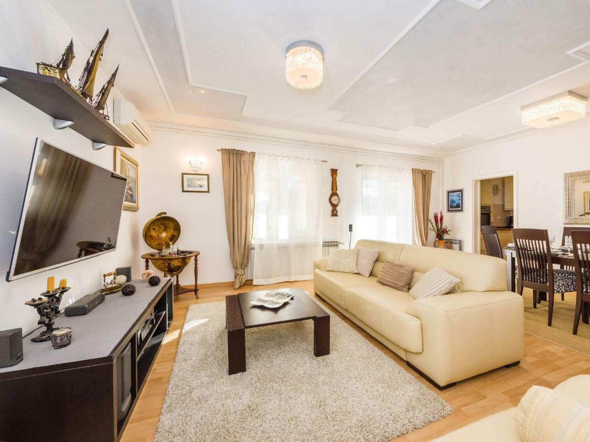 וודיצה Navis Luxury Villa מראה חיצוני תמונה